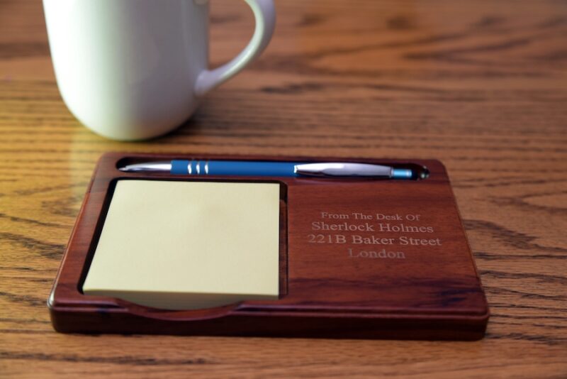 Great Detective Rosewood Pen and Memo Pad Holder